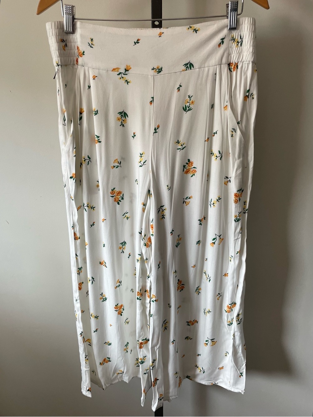 NEW Sunday Best Sullivan Pant Wide Leg Ditsy Floral Cropped Culottes Size Large